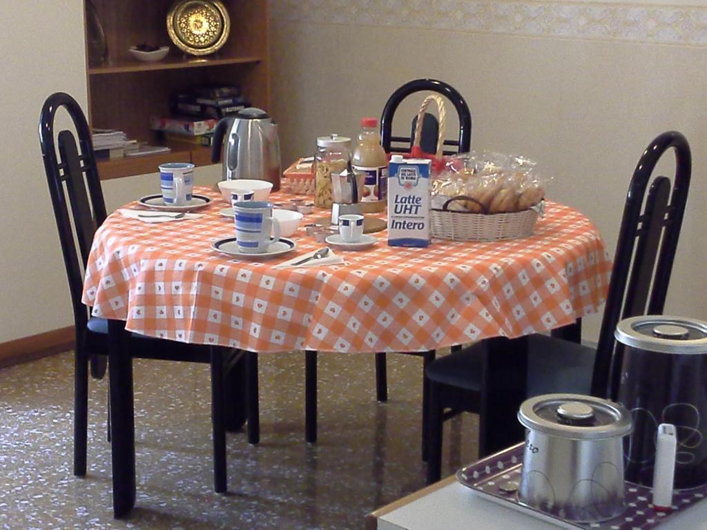 Maison Di Biancaneve Рим Стая снимка